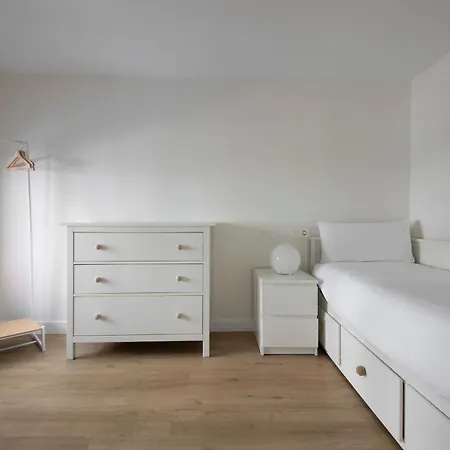 Surf Hideaway San Sebastian